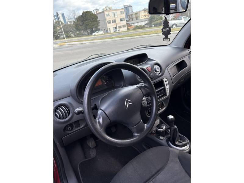 CITROËN - C3 - 2009/2010 - Vermelha - R$ 26.000,00