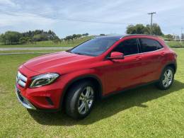 MERCEDES-BENZ - GLA 200 - 2015/2016 - Vermelha - R$ 139.000,00