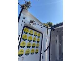 FIAT - FIORINO - 2010/2011 - Branca - R$ 39.000,00