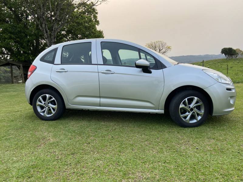 CITROËN - C3 - 2012/2013 - Prata - R$ 34.900,00