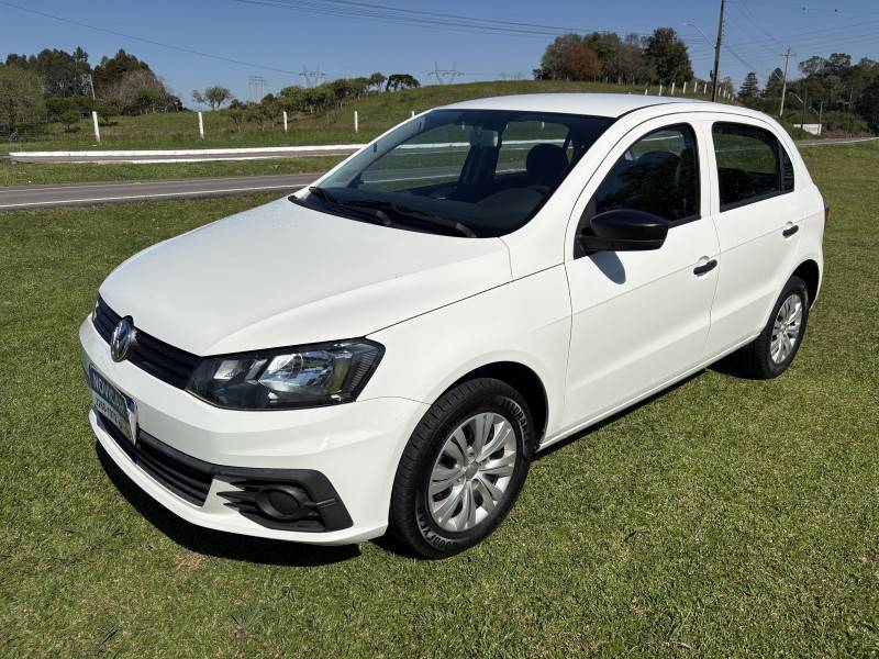 VOLKSWAGEN - GOL - 2017/2018 - Branca - R$ 48.900,00