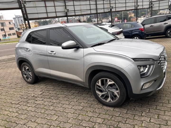 HYUNDAI - CRETA - 2023/2024 - Prata - R$ 125.000,00
