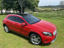 MERCEDES-BENZ - GLA 200 - 2015/2016 - Vermelha - R$ 139.000,00