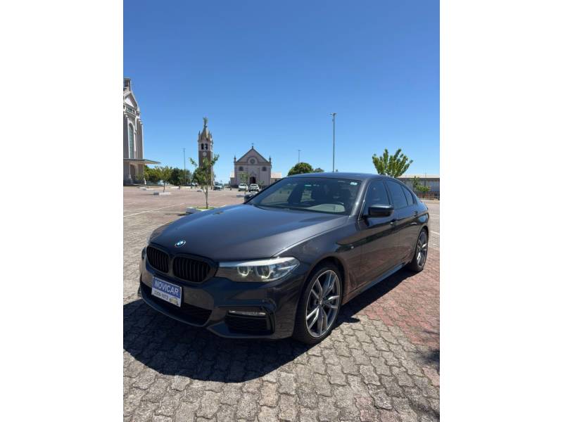 BMW - 530I - 2017/2017 - Cinza - R$ 190.000,00