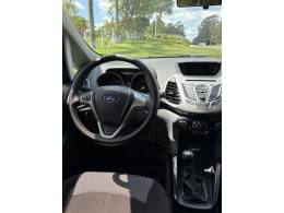 FORD - ECOSPORT - 2013/2014 - Prata - R$ 58.000,00